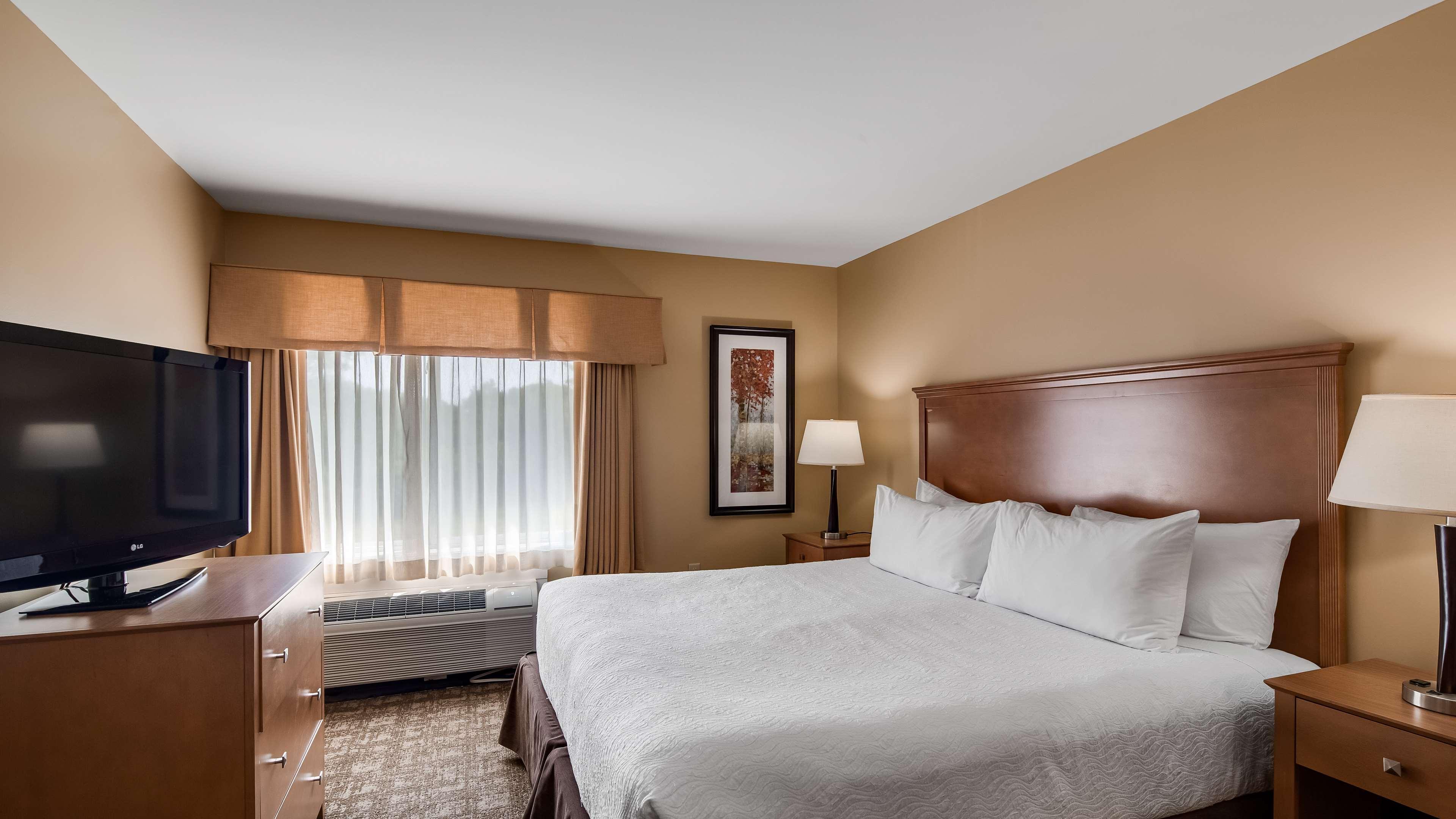 Best Western Plus Windjammer Inn & Conference Center Burlington Luaran gambar