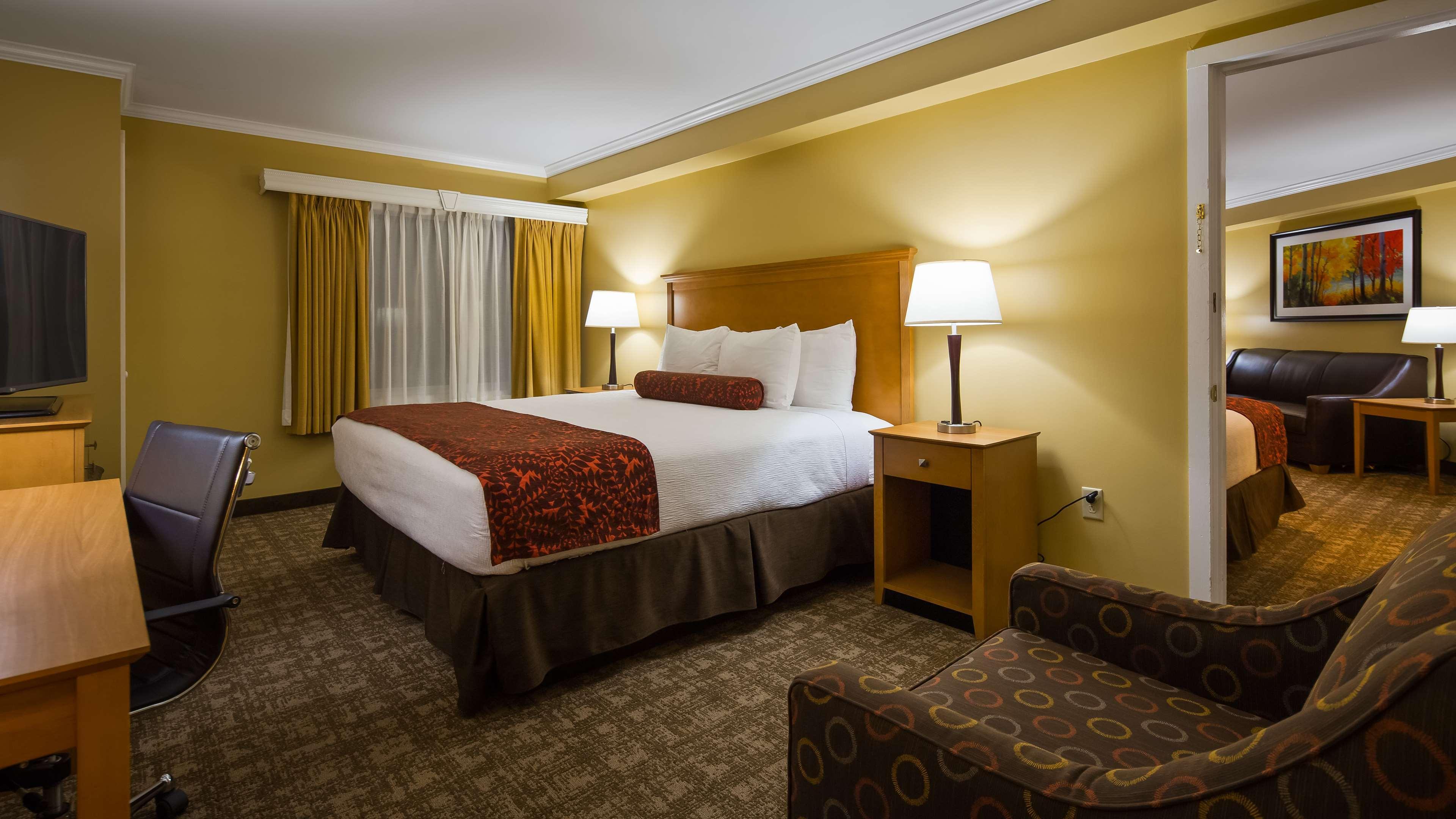 Best Western Plus Windjammer Inn & Conference Center Burlington Luaran gambar