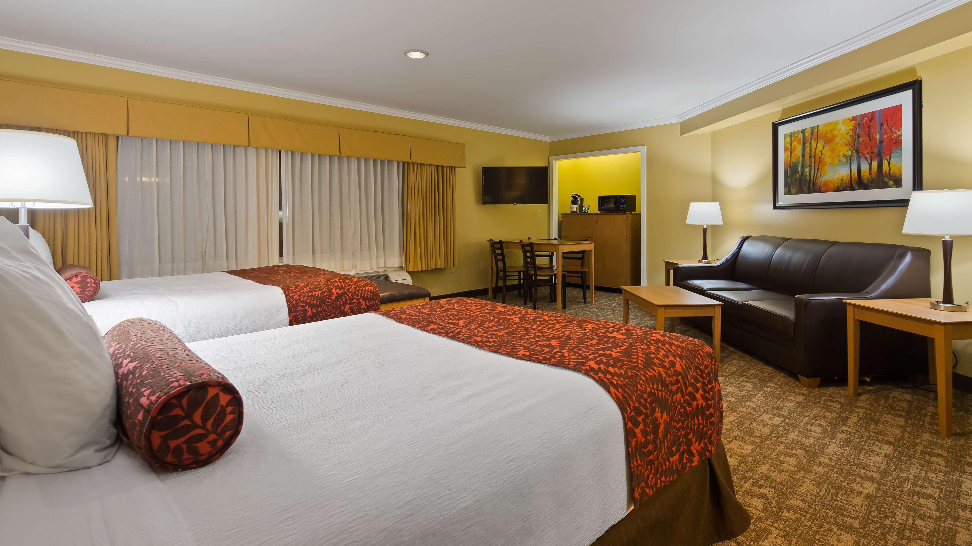 Best Western Plus Windjammer Inn & Conference Center Burlington Luaran gambar