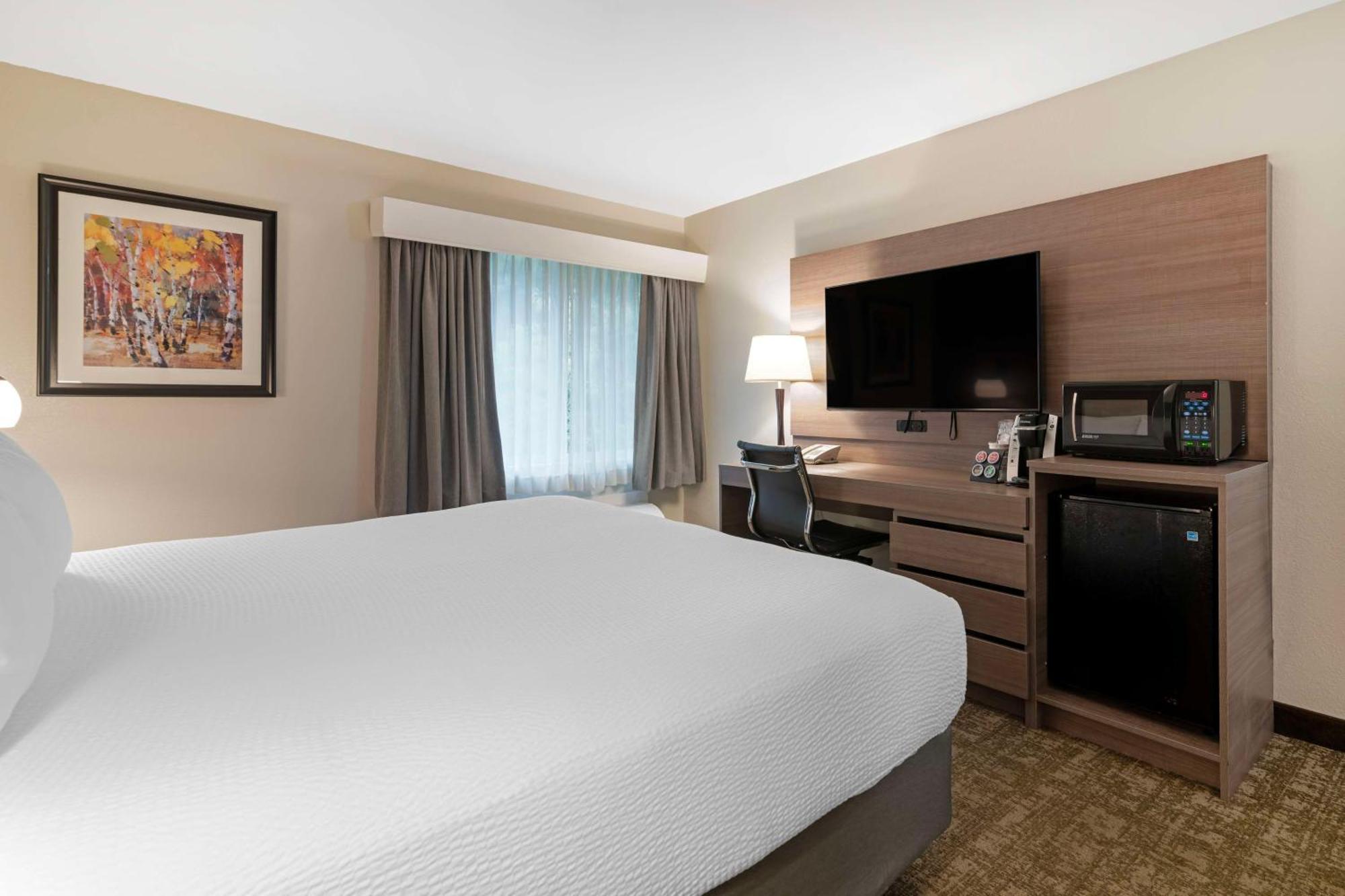 Best Western Plus Windjammer Inn & Conference Center Burlington Luaran gambar