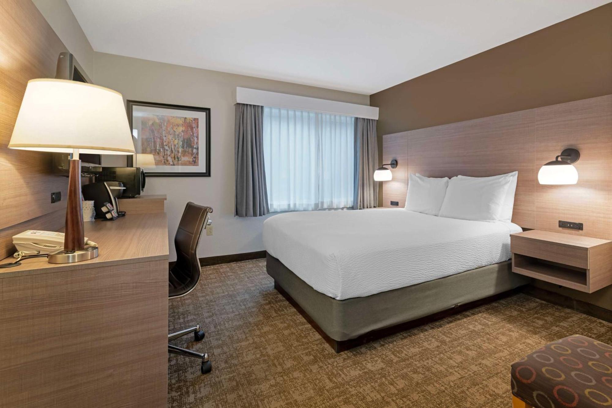 Best Western Plus Windjammer Inn & Conference Center Burlington Luaran gambar