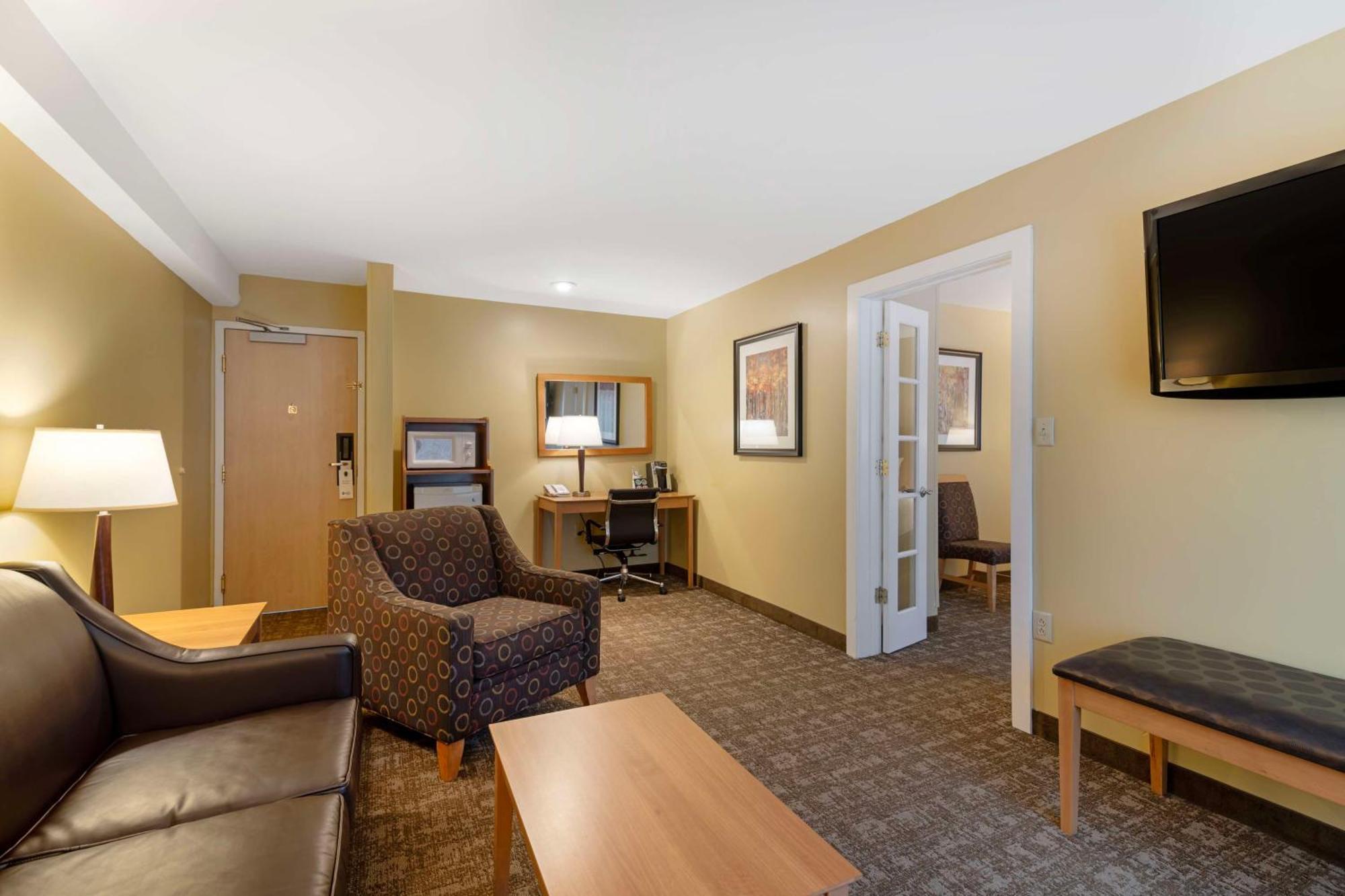 Best Western Plus Windjammer Inn & Conference Center Burlington Luaran gambar