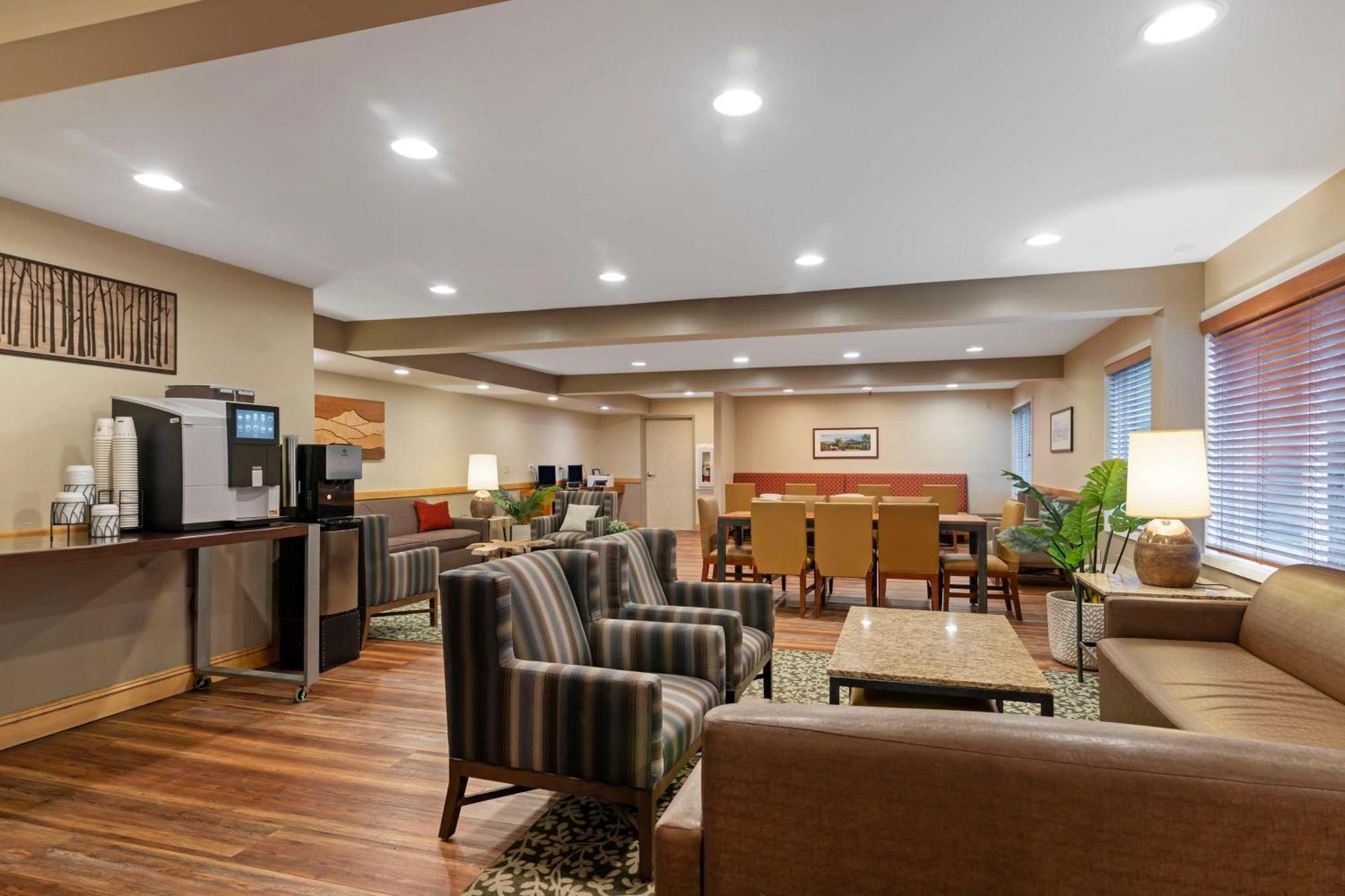 Best Western Plus Windjammer Inn & Conference Center Burlington Luaran gambar