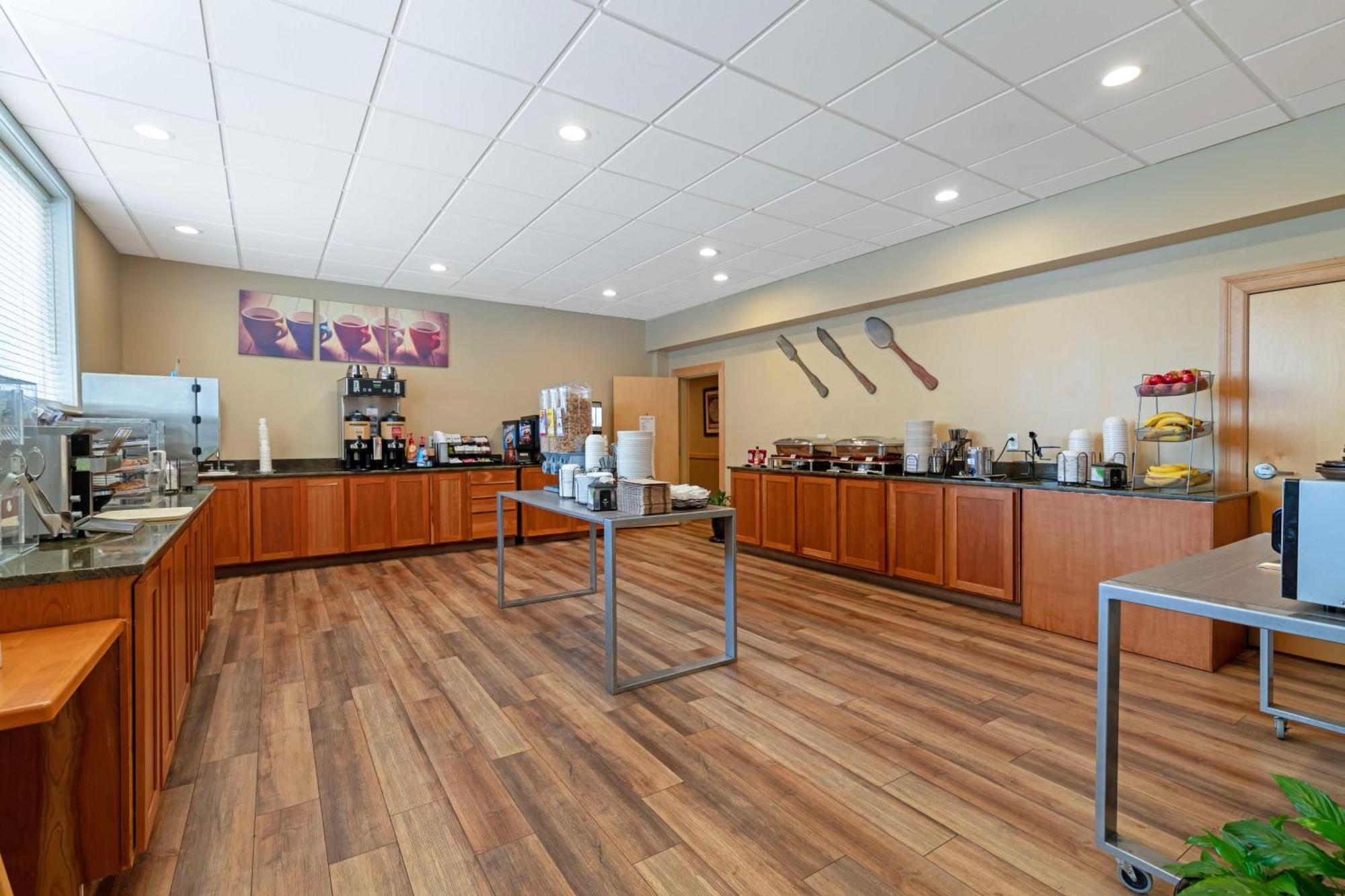 Best Western Plus Windjammer Inn & Conference Center Burlington Luaran gambar